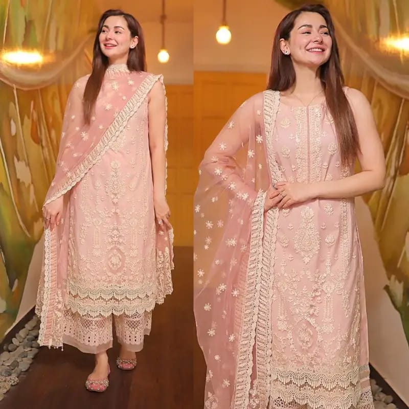 Zara Shahjahan , BRAND Full Heavy Embroiderd 3 Piece With Patches & Organza Dupatta For Women